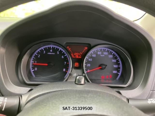 Nissan NOTE 2013-09 8225543-14