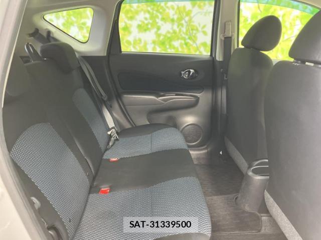Nissan NOTE 2013-09 8225543-4