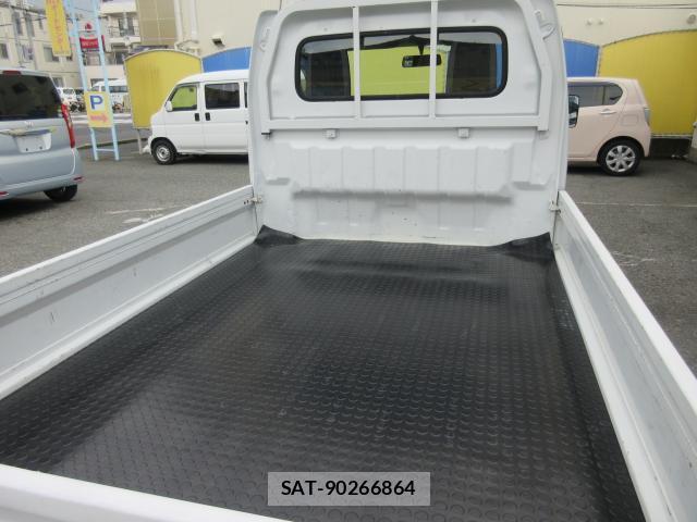 Nissan CLIPPER TRUCK 2018-04 8216199-12