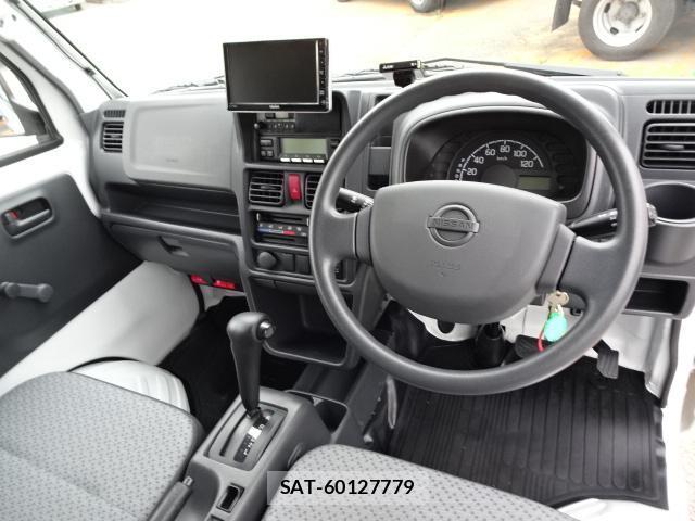 Nissan CLIPPER TRUCK 2019-10 8218494-2