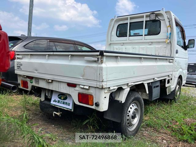 Nissan CLIPPER TRUCK 2017-05 8220404-4