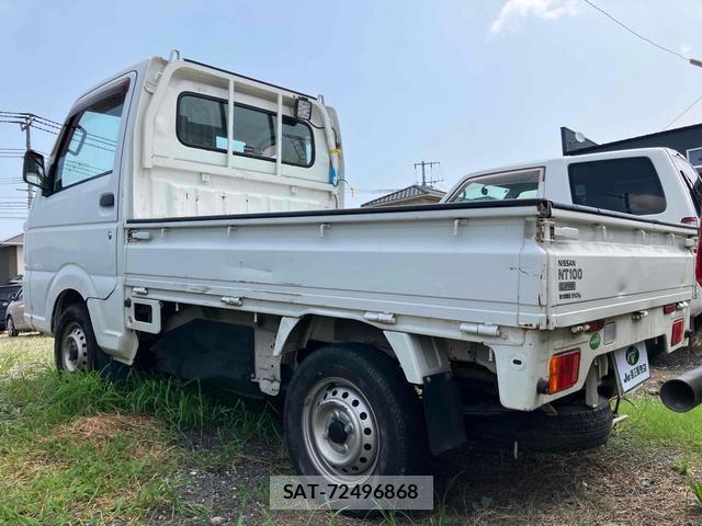 Nissan CLIPPER TRUCK 2017-05 8220404-5