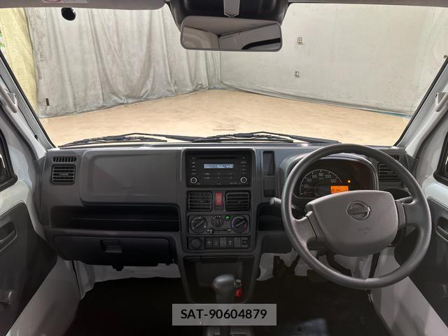 Nissan CLIPPER TRUCK 2021-05 8221340-1