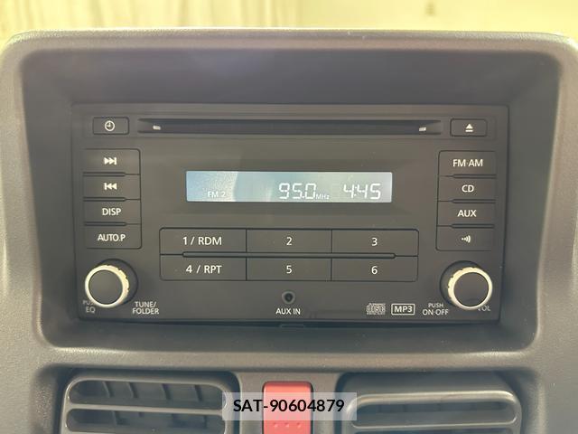 Nissan CLIPPER TRUCK 2021-05 8221340-3