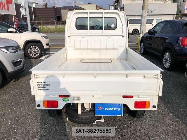 Nissan CLIPPER TRUCK 2018-04 8221603-11