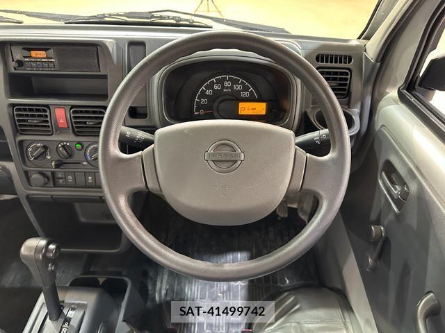 Nissan CLIPPER TRUCK 2022-06 8222970-2