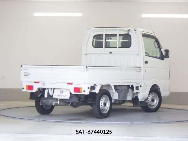 Nissan CLIPPER TRUCK 2017-02 8223934-1