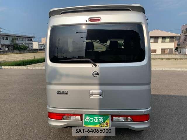 Nissan CLIPPER RIO 2020-08 8220311-10
