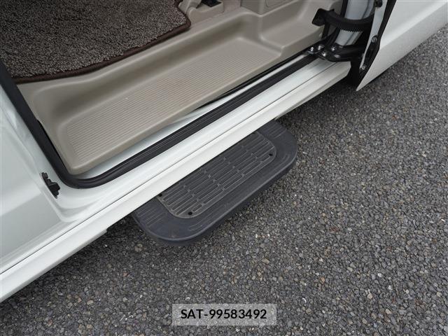 Nissan CLIPPER RIO 2021-07 8220650-16