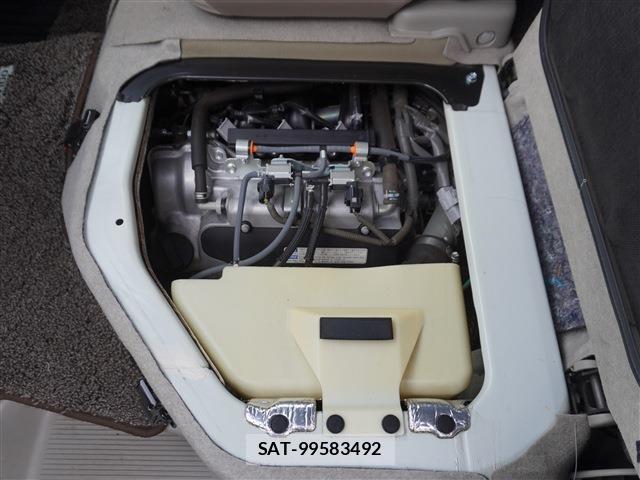 Nissan CLIPPER RIO 2021-07 8220650-9