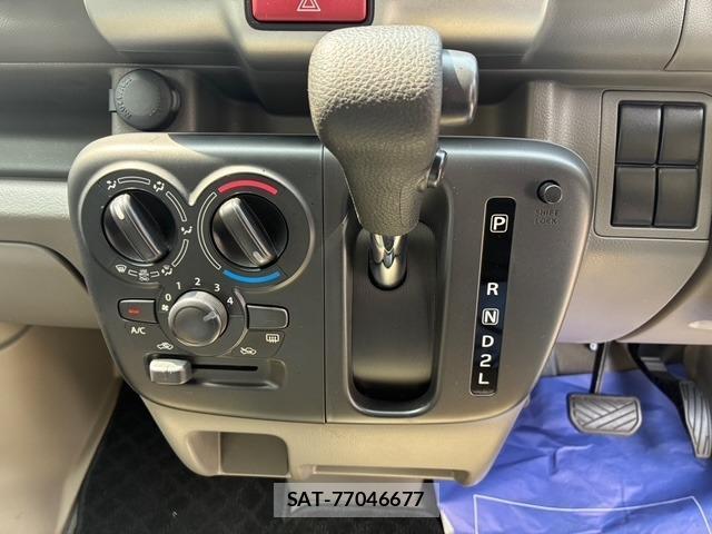 Nissan CLIPPER VAN 2021-06 8221119-14