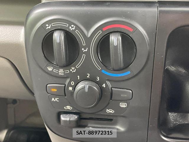 Nissan CLIPPER VAN 2015-12 8221272-4