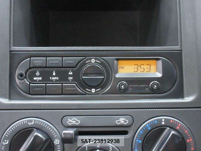 Nissan NV150 AD 2017-08 8216705-12