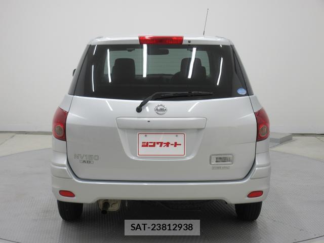 Nissan NV150 AD 2017-08 8216705-2