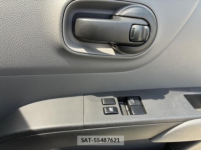 Nissan NV150 AD 2021-04 8221116-19