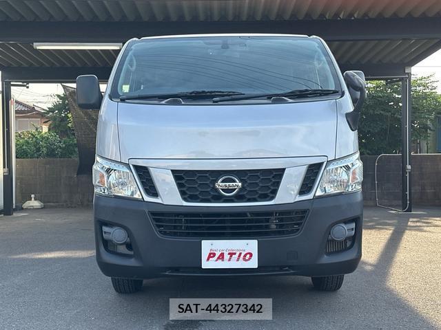 Nissan NV350 Caravan 2015-07 8218410-18
