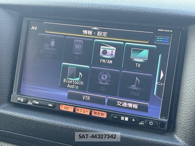 Nissan NV350 Caravan 2015-07 8218410-3