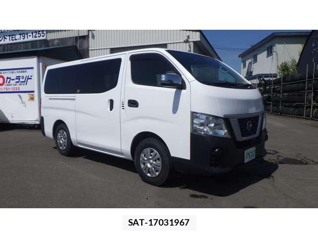 Nissan NV350 Caravan 2021-02 8218706-1