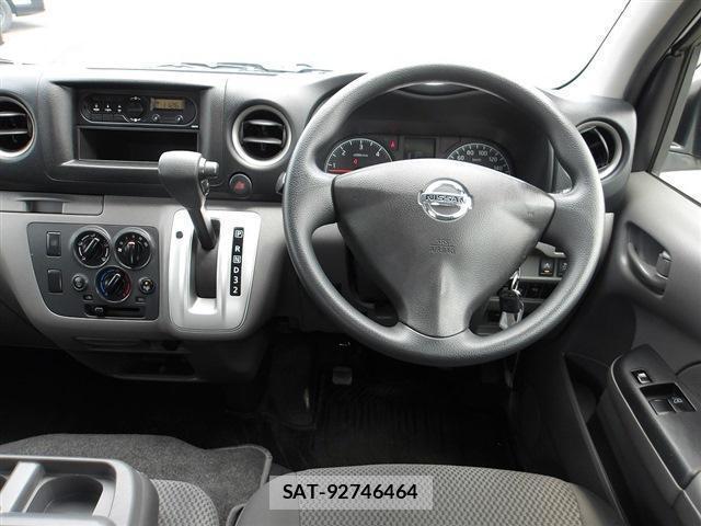 Nissan NV350 Caravan 2021-05 8218805-19
