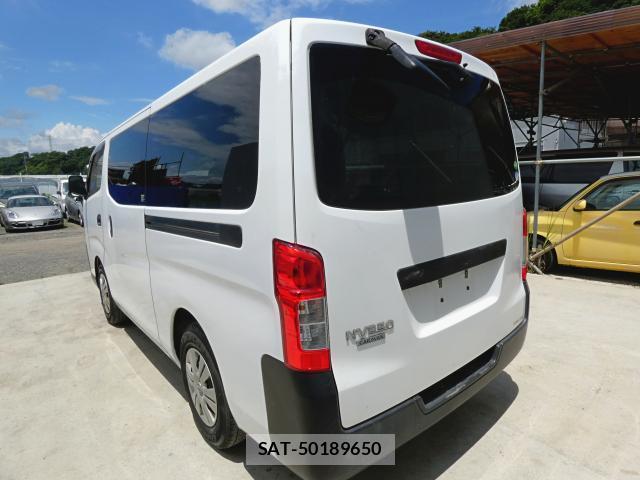 Nissan NV350 Caravan 2016-05 8222150-2
