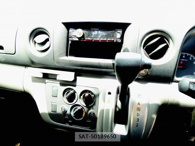 Nissan NV350 Caravan 2016-05 8222150-3