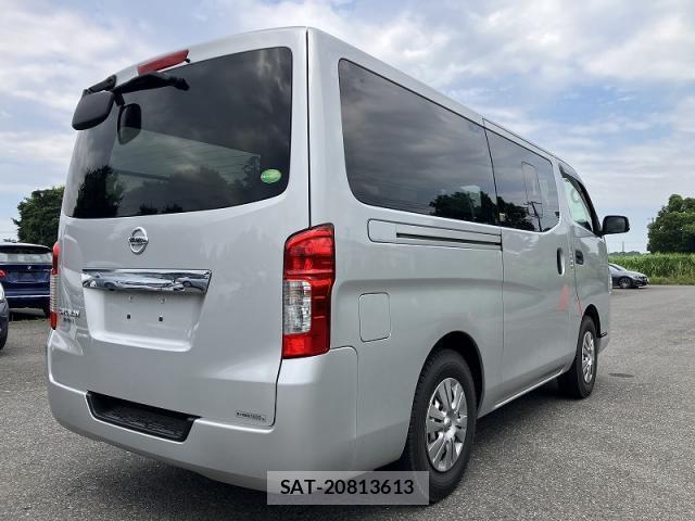 Nissan NV350 Caravan 2021-03 8222584-1