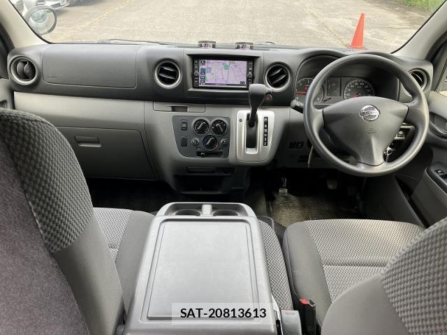 Nissan NV350 Caravan 2021-03 8222584-3