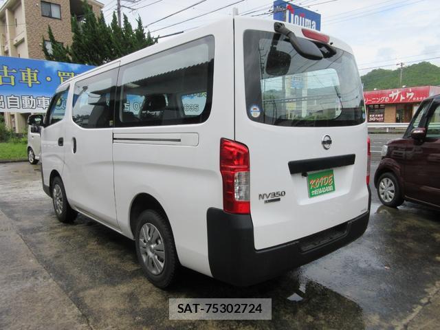 Nissan NV350 Caravan 2019-03 8222722-18