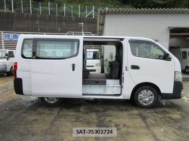 Nissan NV350 Caravan 2019-03 8222722-8