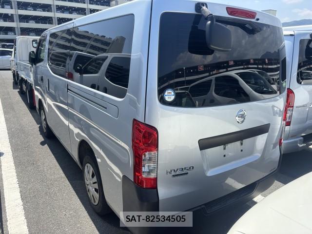 Nissan NV350 Caravan 2020-04 8222808-3