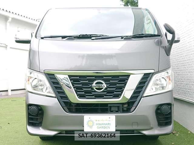 Nissan NV350 Caravan 2020-10 8224686-15