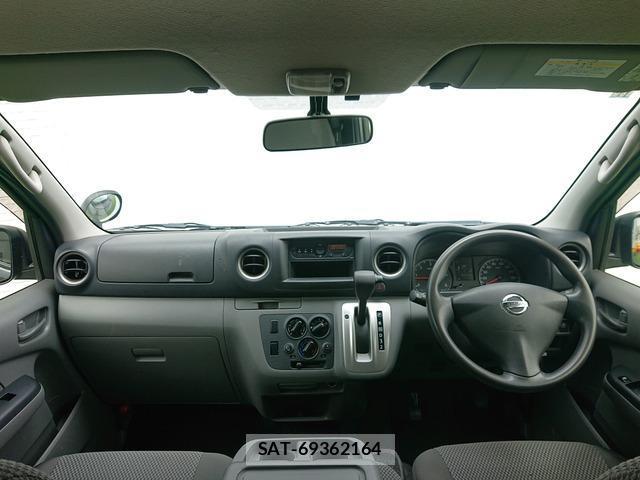 Nissan NV350 Caravan 2020-10 8224686-4