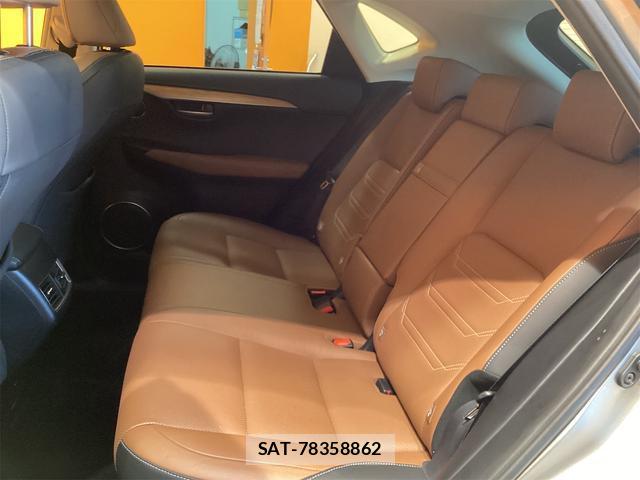 Lexus NX 2015-03 8216209-10