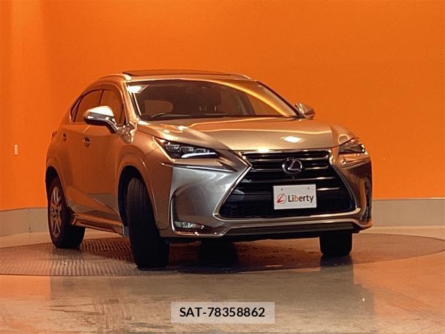 Lexus NX 2015-03 8216209-2