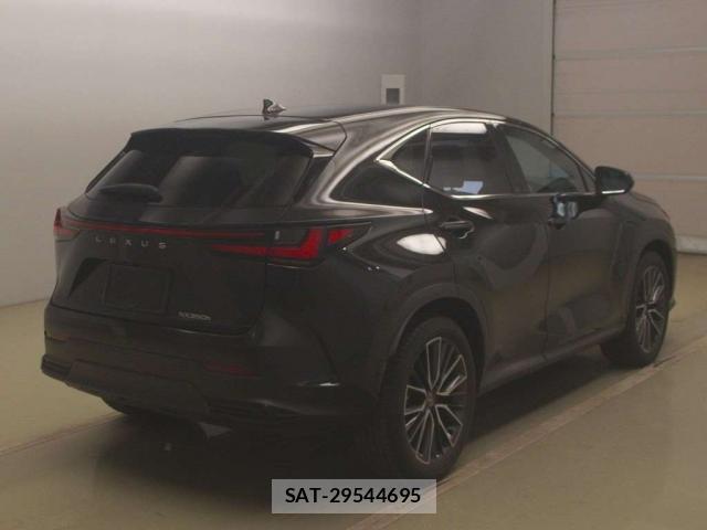 Lexus NX 2023-07 8216400-10