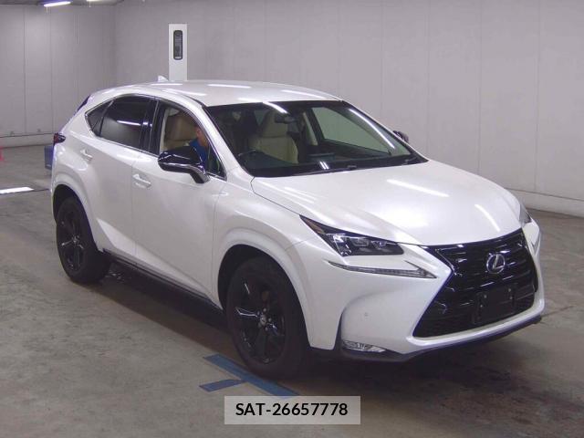 Lexus NX 2017-02 8217067-0