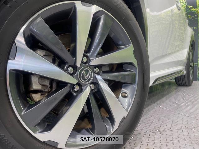 Lexus NX 2020-05 8218536-15