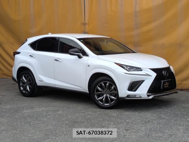 Lexus NX 2019-01 8219267-0