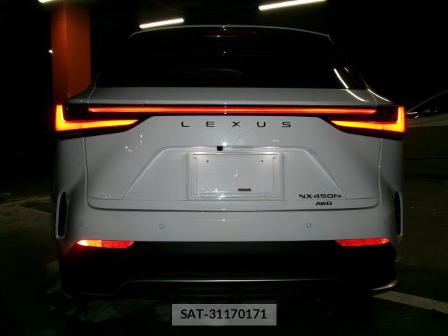 Lexus NX 2023-02 8220063-11
