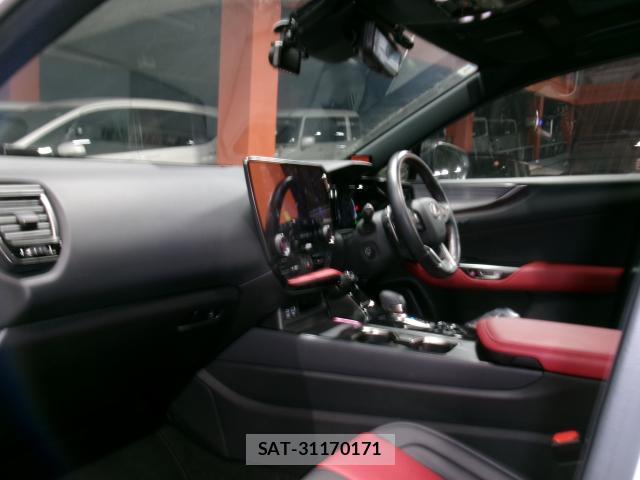 Lexus NX 2023-02 8220063-2