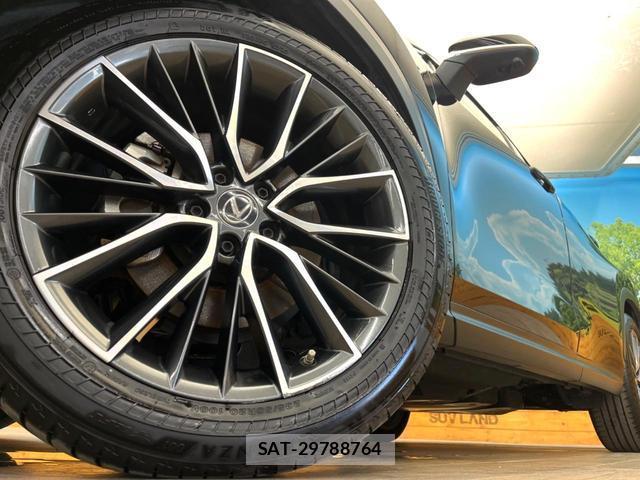 Lexus NX 2023-01 8220360-12