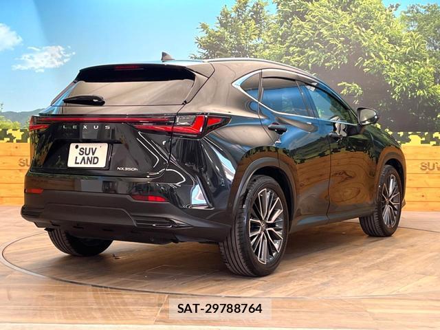 Lexus NX 2023-01 8220360-16