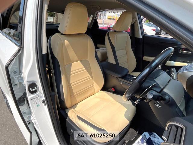 Lexus NX 2015-12 8221594-7