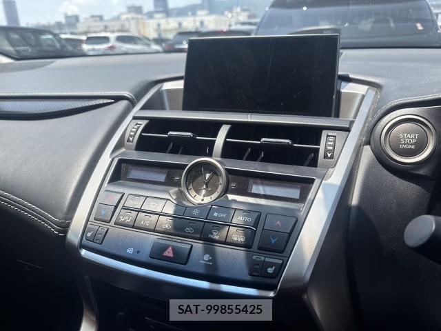 Lexus NX 2015-12 8222799-9