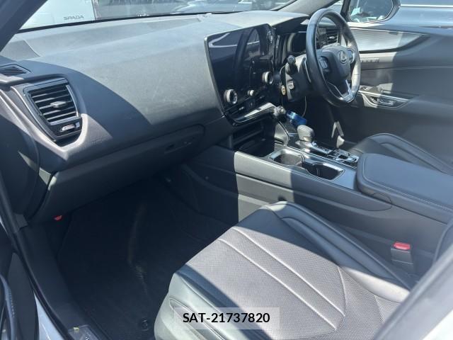 Lexus NX 2023-07 8222813-4