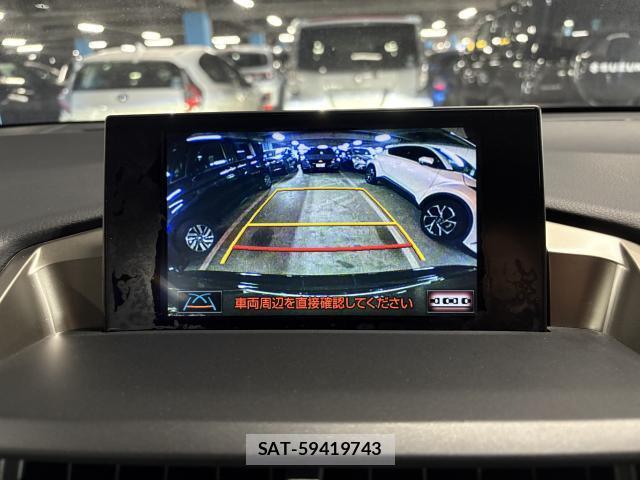 Lexus NX 2015-08 8223336-19