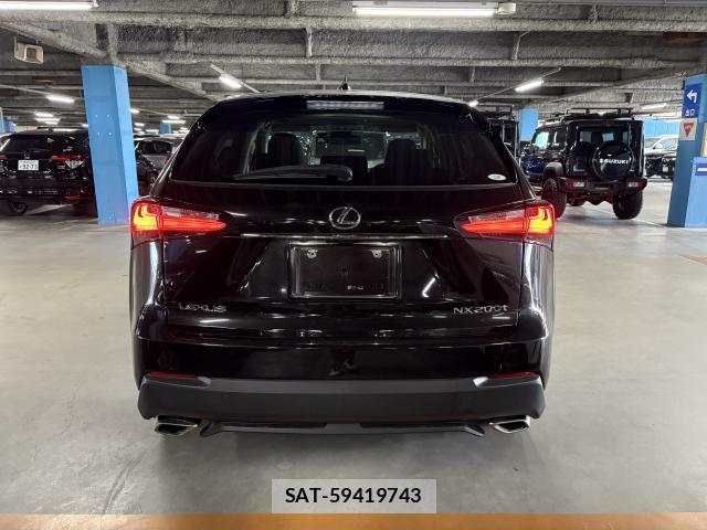 Lexus NX 2015-08 8223336-5