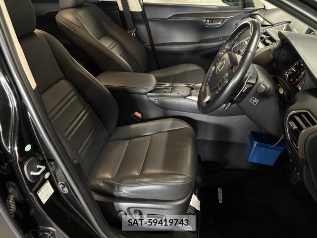 Lexus NX 2015-08 8223336-7