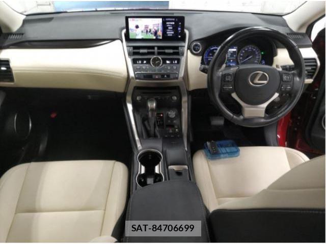 Lexus NX 2020-01 8223659-2