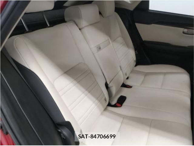 Lexus NX 2020-01 8223659-5